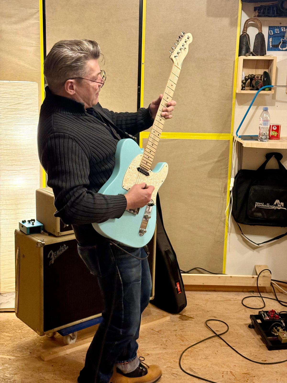 Gitarrist mit Telecaster