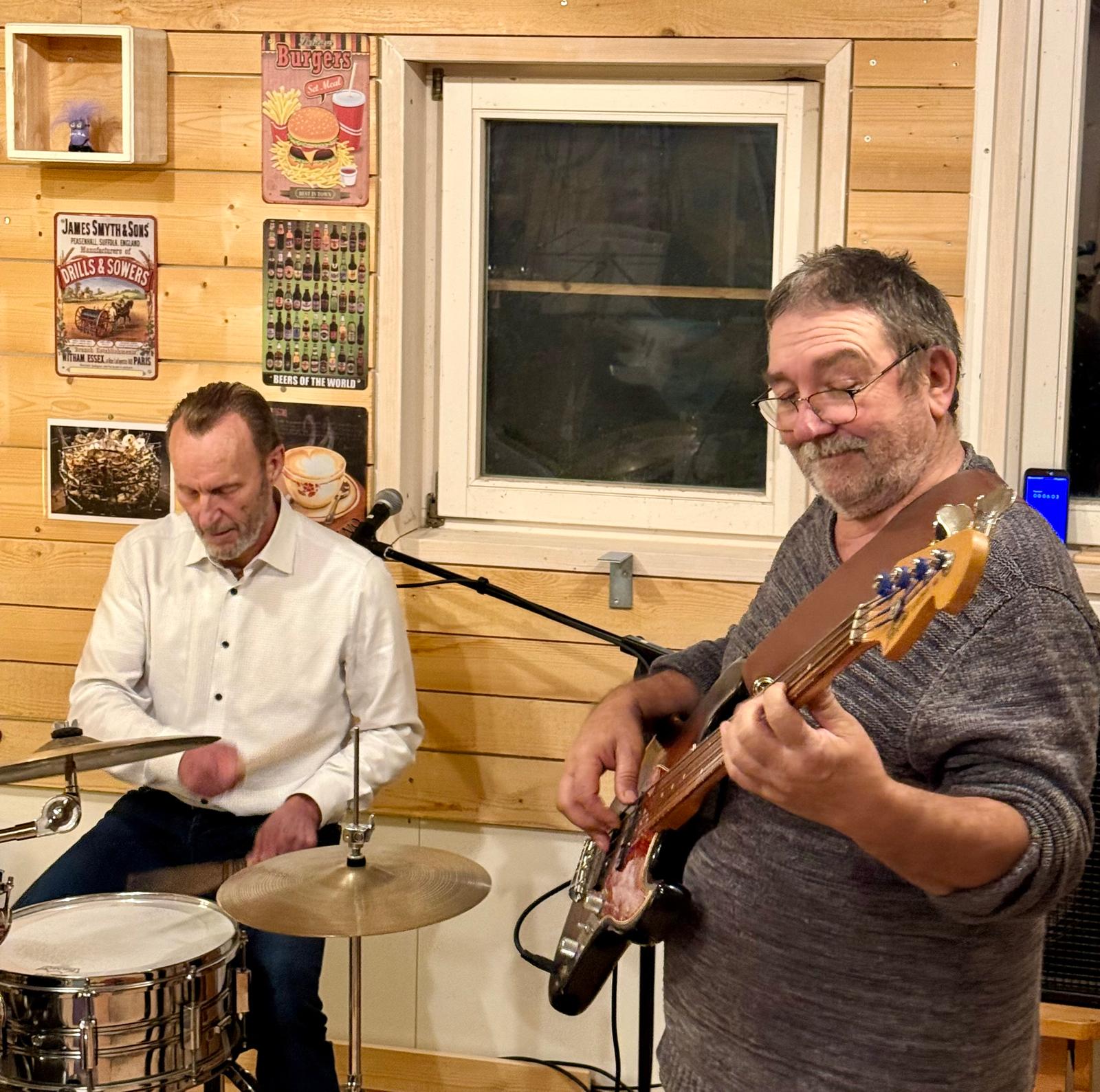 Rhythmusgruppe – Drums & Bass